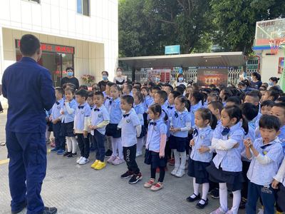 走进消防队 感受消防情 -- 记厦门市同安区实验幼儿园参观消防大队报道